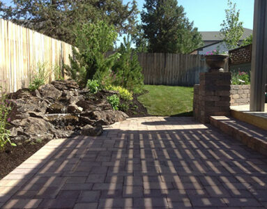 water feature bend oregon landscaping hardscapes pavers